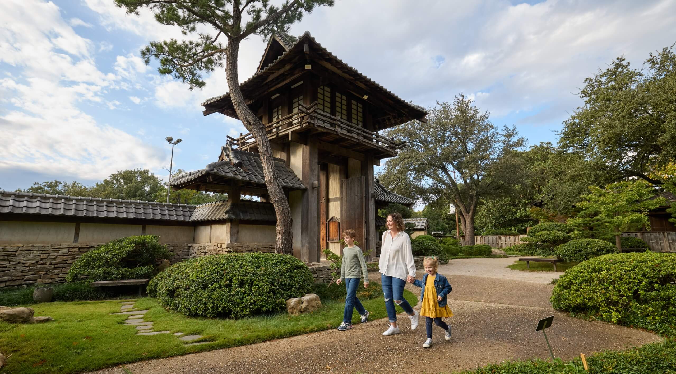 Fort Worth Japanese Gardens: A Tranquil Escape Awaits