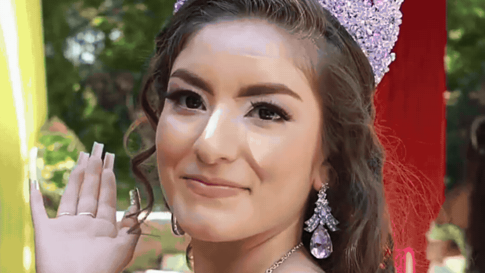 ¡Celebramos! Quinceañera Runway Show