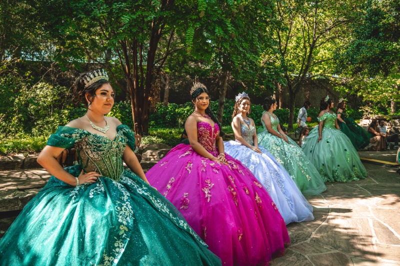 ¡Celebramos! Quinceañera Runway Show